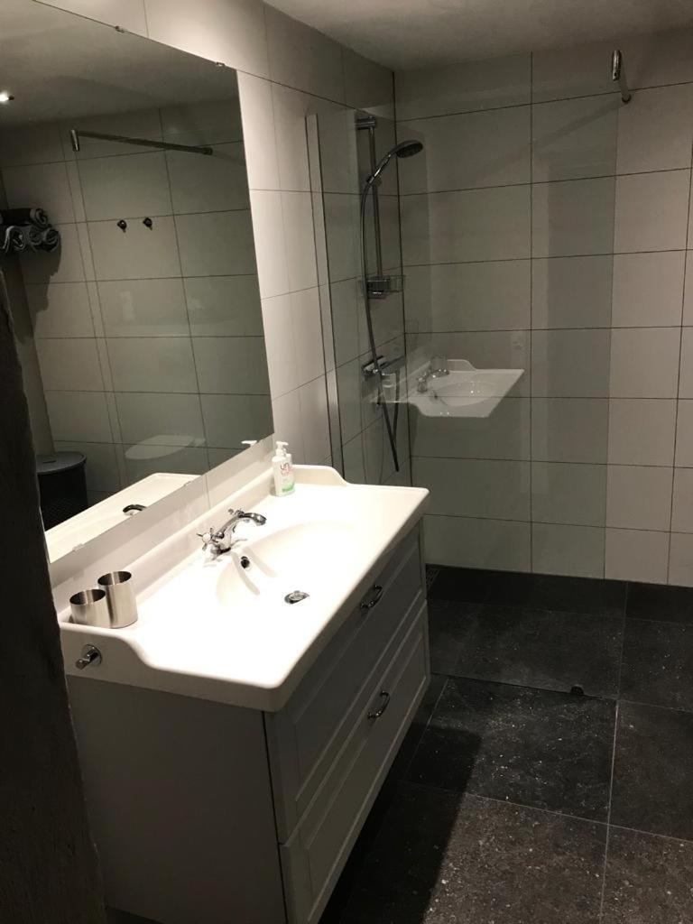 Roermond Uniek Stadspand, Compleet Woonhuis Zewnętrze zdjęcie